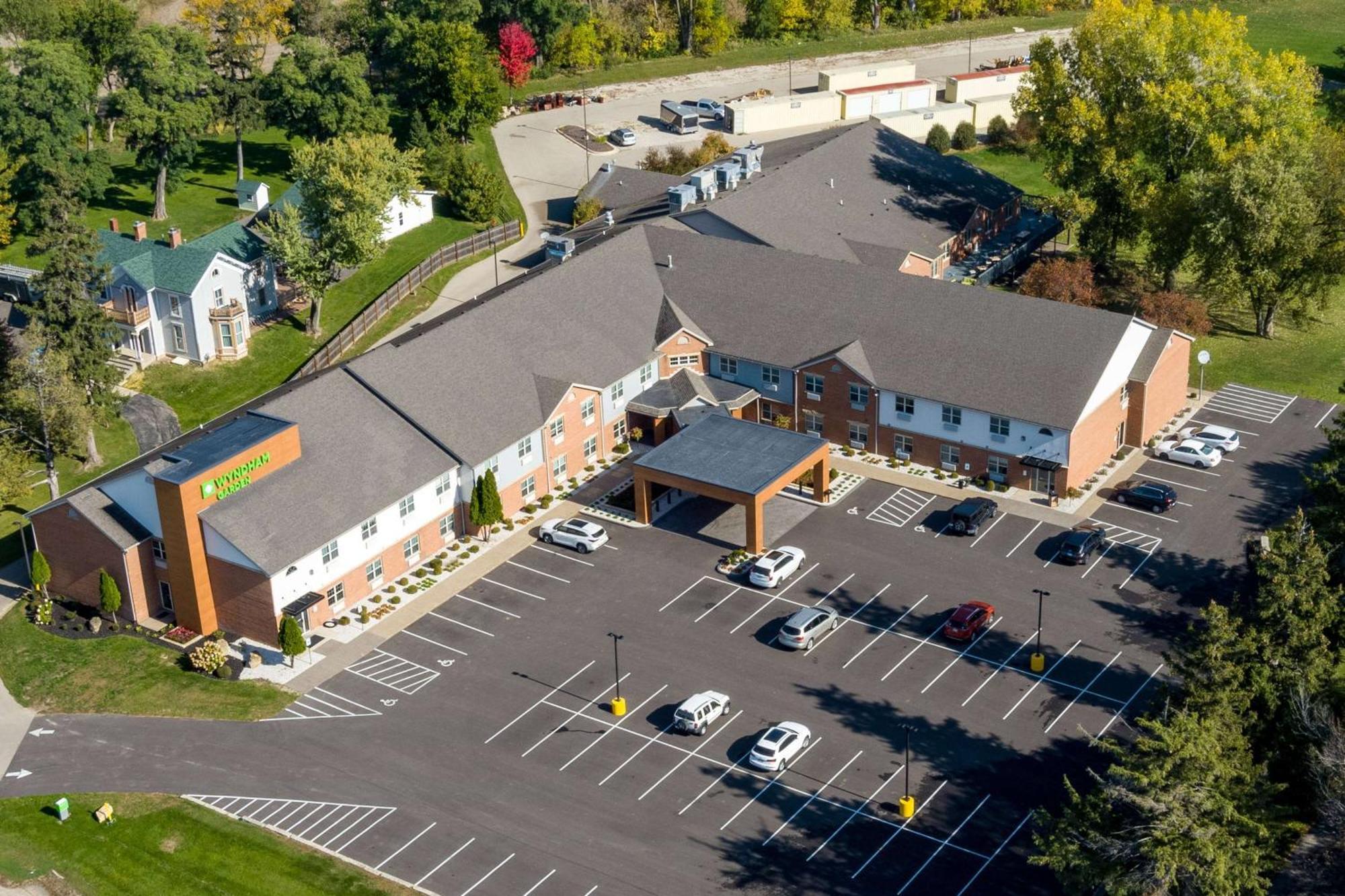 Wyndham Garden Galena Hotel & Day Spa Экстерьер фото