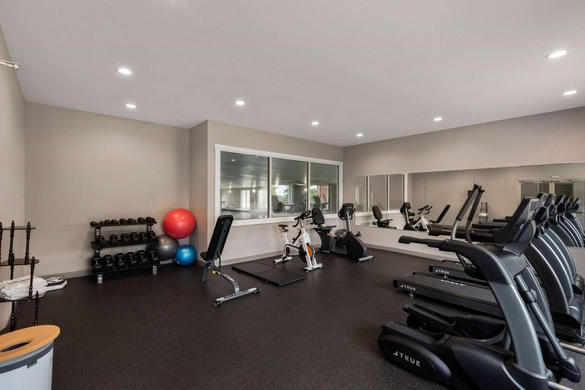 Wyndham Garden Galena Hotel & Day Spa Экстерьер фото